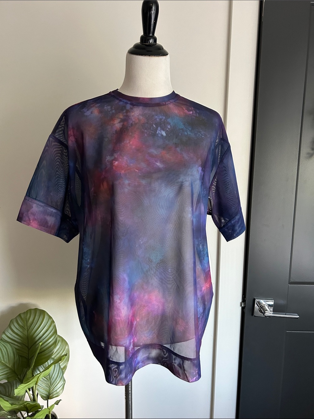 New 💜👾 XS oversized mesh print tee breathable short sleeve space dye